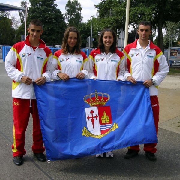 Archivo:2010 ICF Canoe Marathon World Cup 2 (Aranjuez).JPG