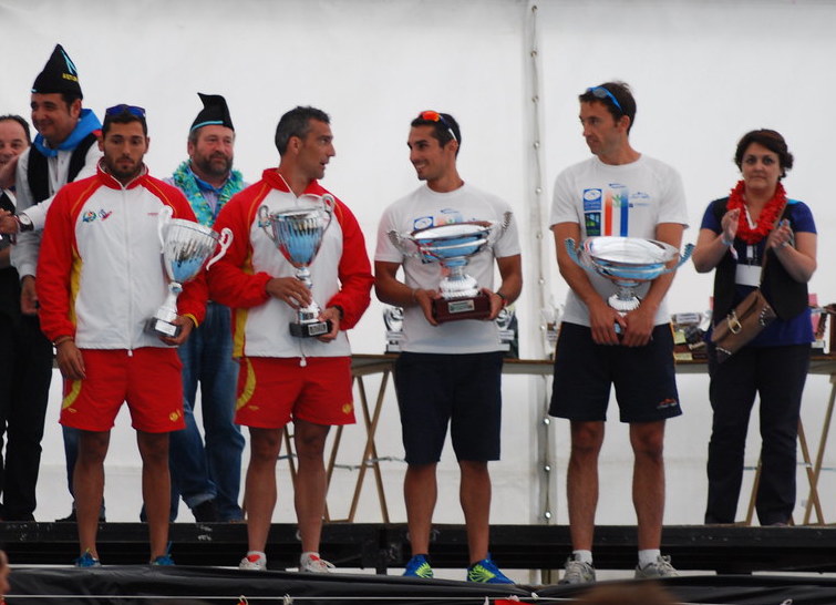 Archivo:Vencedores K2 Sella 2013.jpg