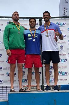 Podium Adrian 2018 a.jpg