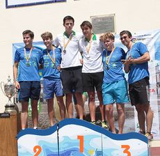 Junior C-2 Aranjuez 2018.jpg