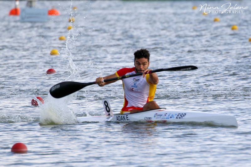 Archivo:2020 ICF CANOE SPRINT WORLD CUP Enrique Adan.jpg