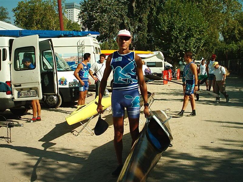 Archivo:ZAMORA 2002-¿MANUEL.jpg