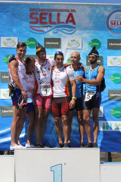 Archivo:Podium Sella 2016 k2.jpg