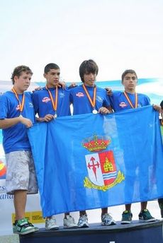 MEDALLA 213.JPG