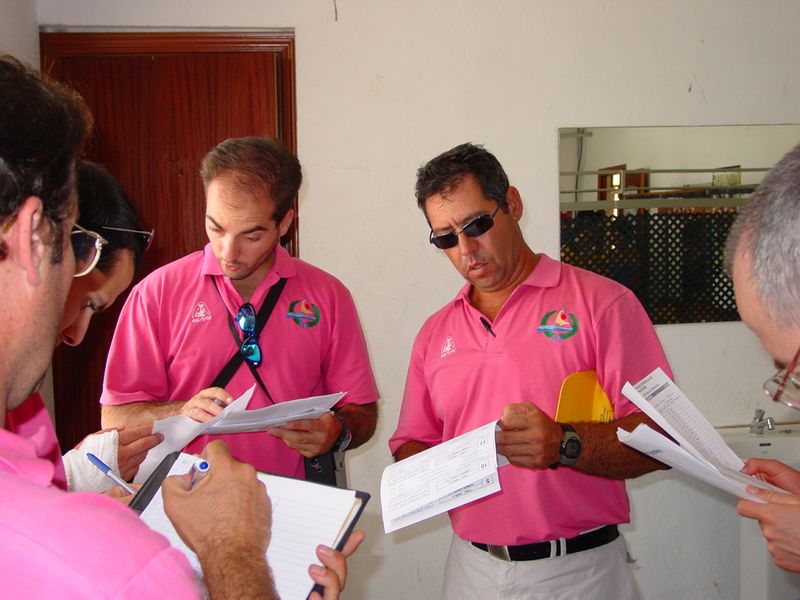 Archivo:Los jueces arbitros Rapel 2004 DSC04303.JPG