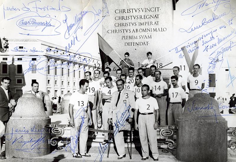 Archivo:FinRoma.jpg