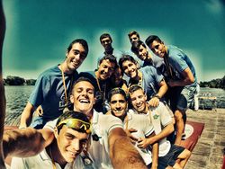 SELFI-MANZANARES RUIZ JUAN-MARTINEZ GONZALEZ IMANOL -CALVO MOYA IGNACIO Y GARRIDO VELASCO ALVARO 460B.jpg