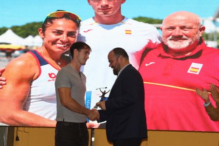 World Tour 50º Aniversario AJ.JPG