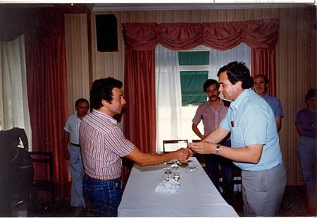 RAPEL ¿ ORENCIO RECOJE EL PREMIO POR CLUB DEL ALCALDE EDUARDO GARCIA.jpg