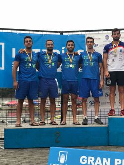 MEDALLA 704 2018.jpg