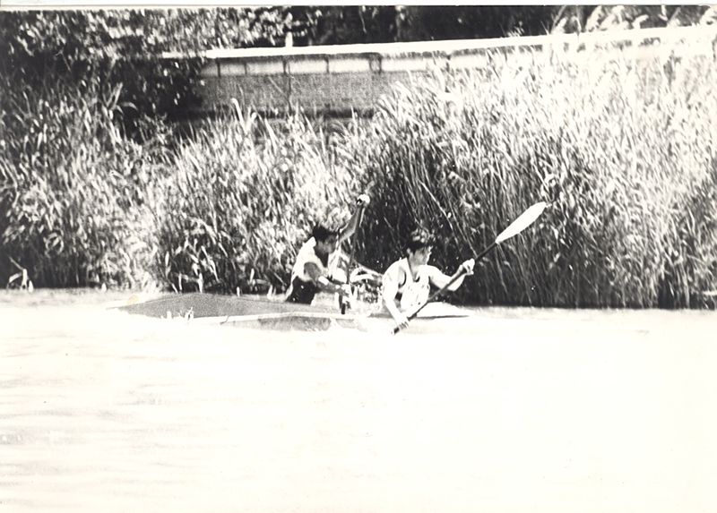 Archivo:1982 Por el Castillo.jpg