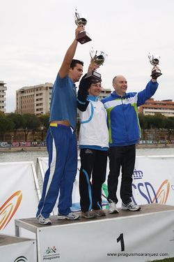3º CLUB ESCUELA PIRAGÜISMO ARANJUEZ VETERANOS.JPG