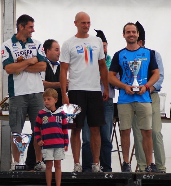 Archivo:Vencedores K1 Sella 2013.jpg
