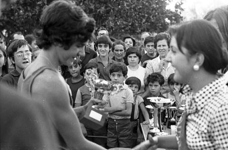 RAPHEL 1974 A.jpg