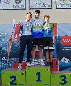 Cto-ESP-Medio-Maraton-2024 PODIUM H.JPG