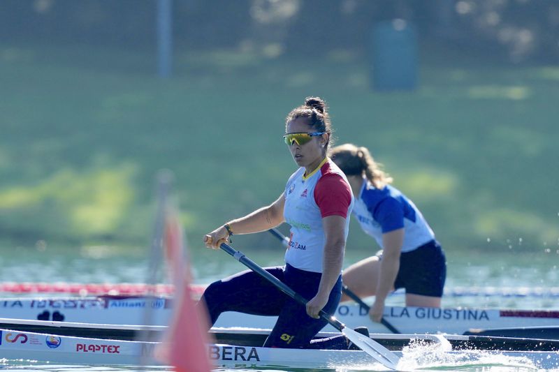 Archivo:2025 ICF Canoe Sprint World Championships F.jpg