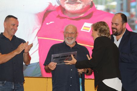 World Tour 50º Aniversario AM.JPG