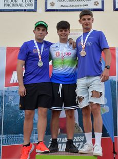 Cto-ESP-Medio-Maraton-2024 PODIUM C.JPG