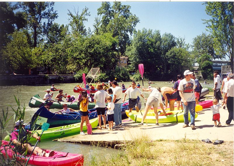 Archivo:Kayak-polo 25 aniversario.jpg