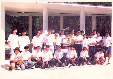1º EQUIPO EN EL RAPEL 1993.jpg