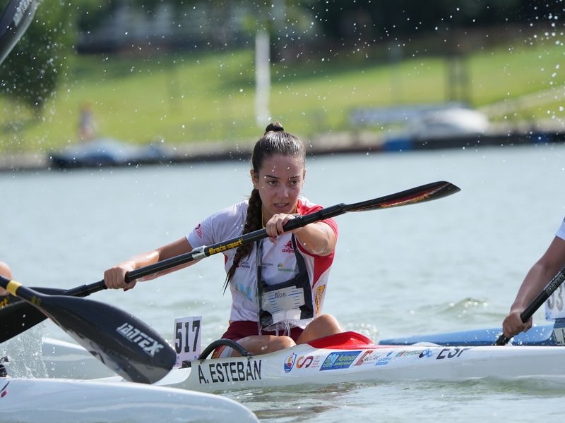 Archivo:2025 ICF Canoe Marathon World Championship K.jpg