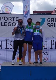 PARACANOE A.jpg