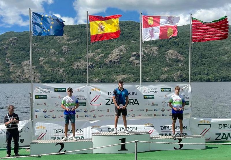 Archivo:61ª REGATA INTERNACIONAL SANABRIA 2024 A.jpg